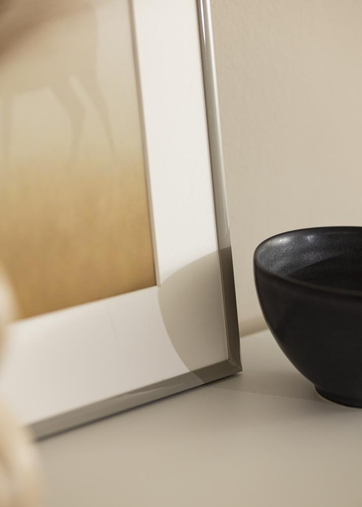 Ram med passepartou Rahmen New Lifestyle erdgrau 13x18 cm - Passepartout Weiß 9x13 cm