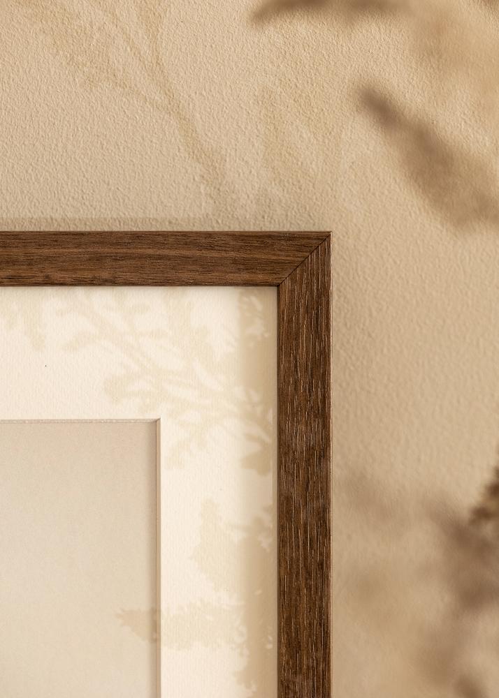 Ram med passepartou Rahmen Hermes Walnuss 70x90 cm - Passepartout Weiß 55x70 cm