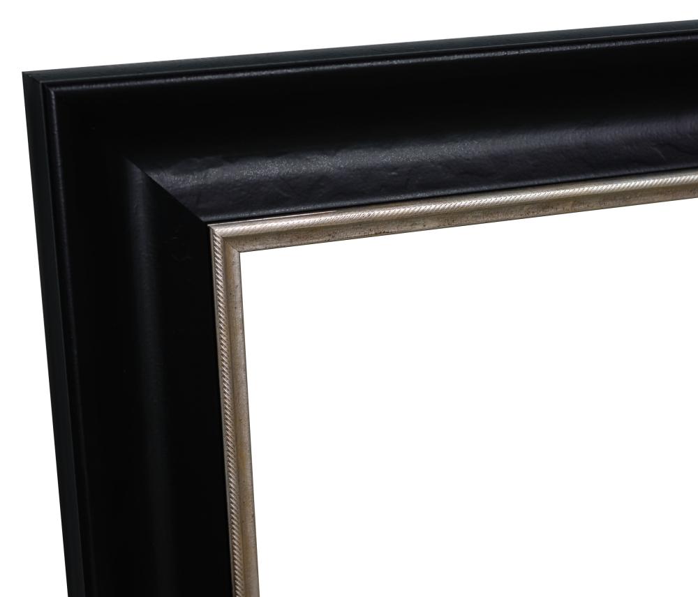 Bubola e Naibo Spiegel Madeline Schwarz