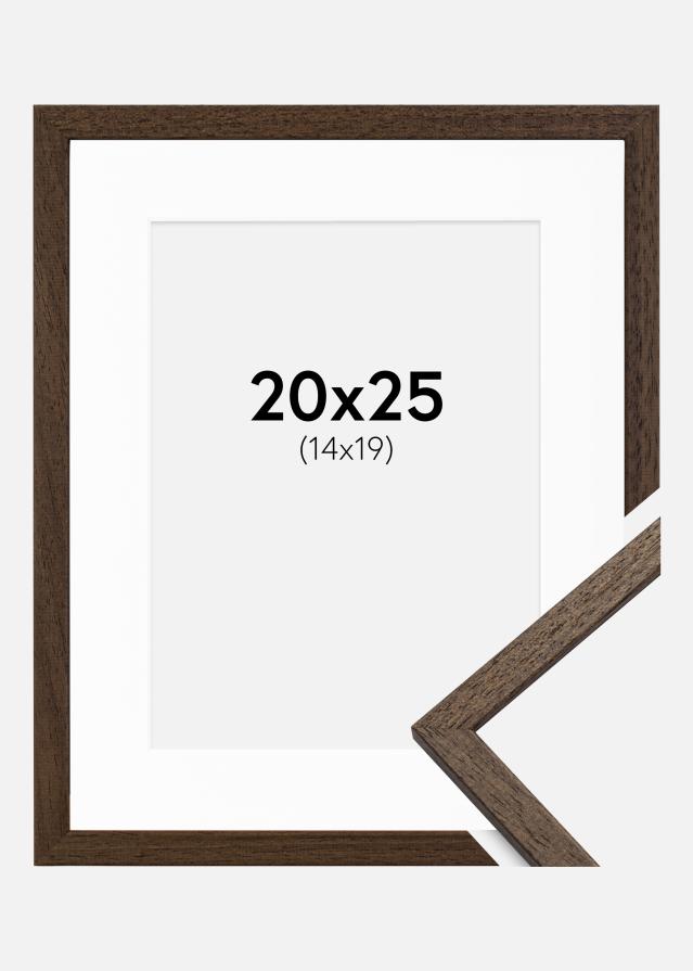 Ram med passepartou Rahmen Edsbyn Walnuss 20x25 cm - Passepartout Weiß 15x20 cm