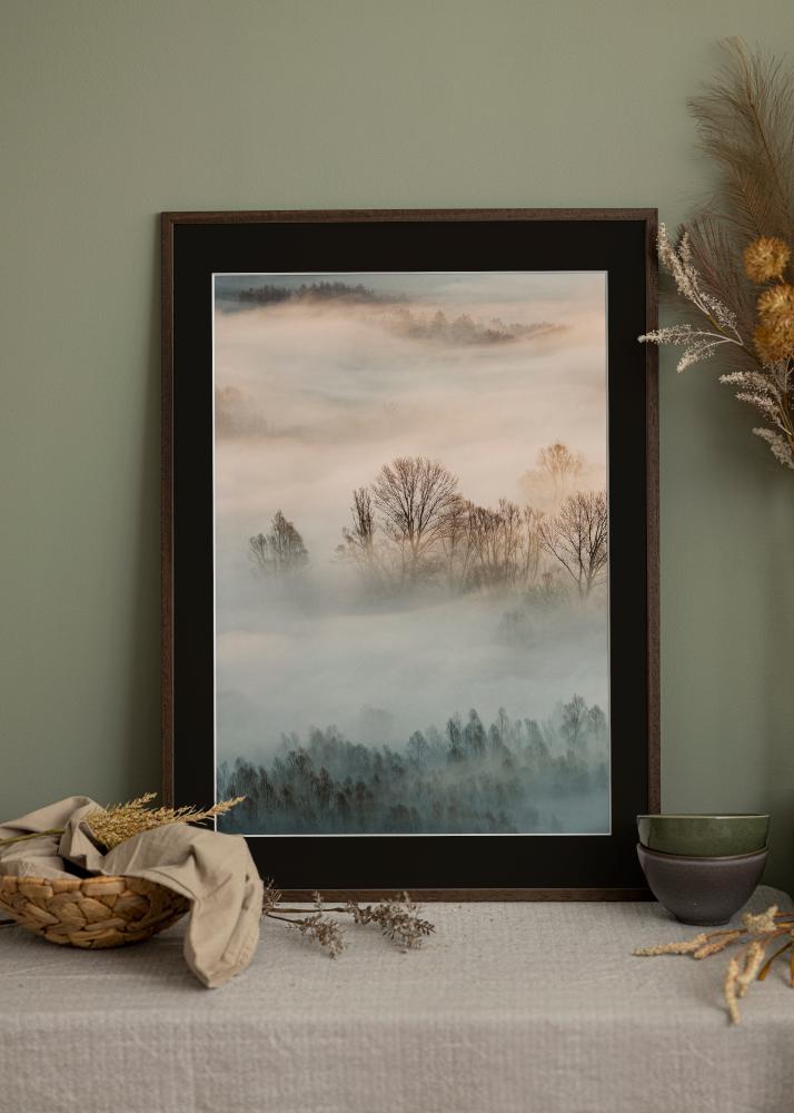 Ram med passepartou Rahmen Edsbyn Walnuss 20x30 cm - Passepartout Schwarz 15x21 cm (A5)