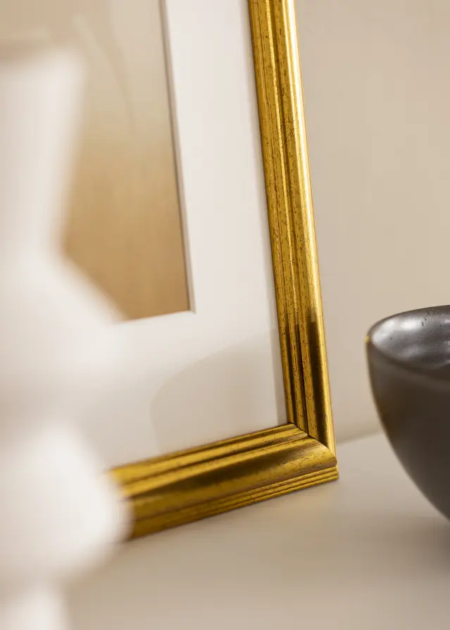 Jämtlands Ramfabrik Rahmen Västkusten Acrylglas Gold 18x24 inches (45,72x60,96 cm)