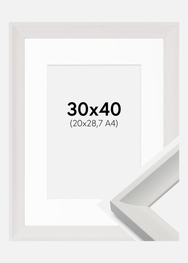 Ram med passepartou Rahmen Öjaren Weiß 30x40 cm - Passepartout Weiß 21x29,7 cm (A4)