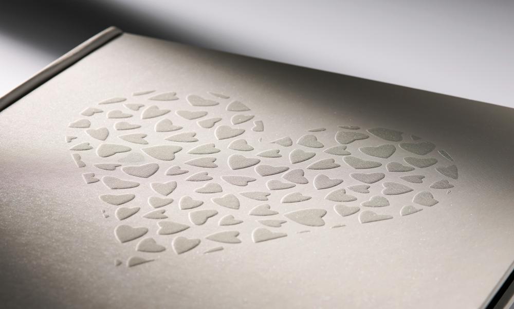 Walther Just for Love Hochzeitsalbum - 28x30,5 cm (50 schwarze Seiten / 25 Blatt)