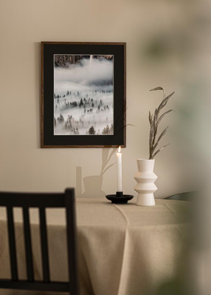 Ram med passepartou Rahmen Galant Walnuss 50x70 cm - Passepartout Schwarz 33x56 cm