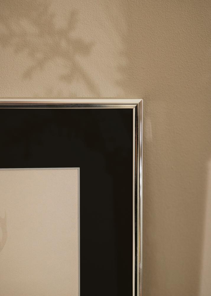 Ram med passepartou Rahmen Aluminium Silber glänzend 70x100 cm - Passepartout Schwarz 62x85 cm