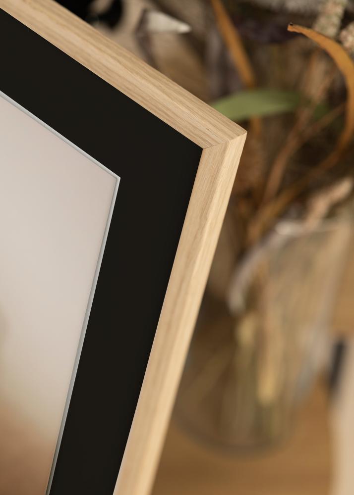 Ram med passepartou Rahmen Edsbyn Eiche 40x40 cm - Passepartout Schwarz 10x10 inches