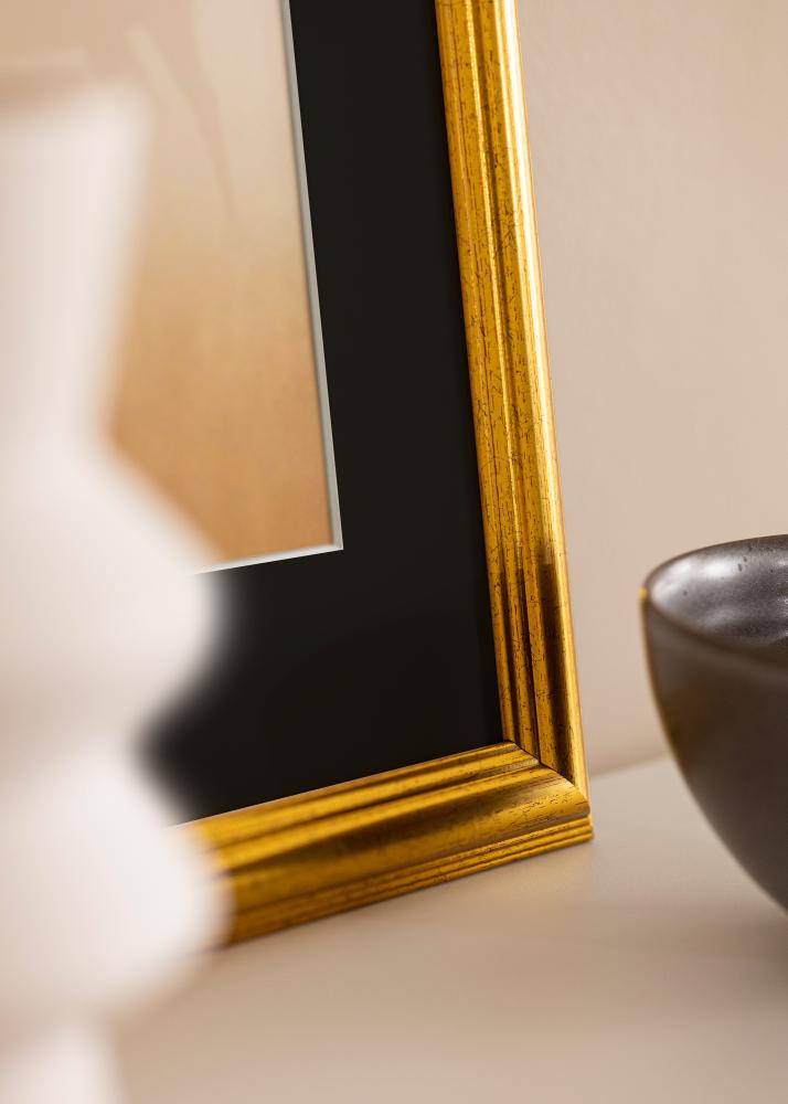 Ram med passepartou Rahmen Västkusten Gold 60x90 cm - Passepartout Schwarz 50x75 cm