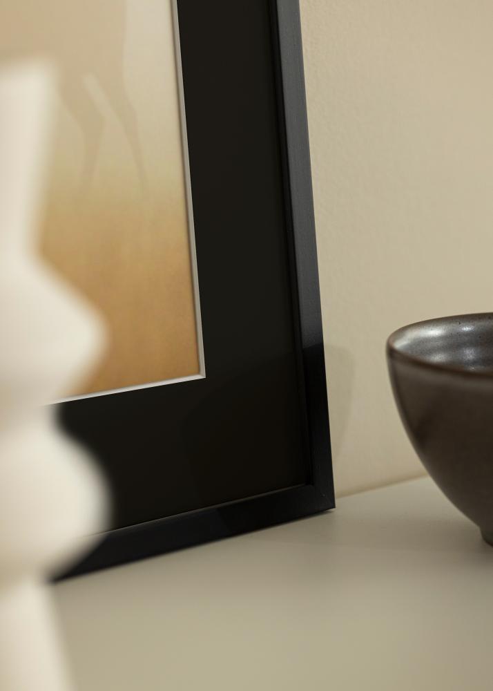 Ram med passepartou Bilderrahmen Edsbyn Schwarz 20x30 cm - Passepartout Schwarz 15x21 cm