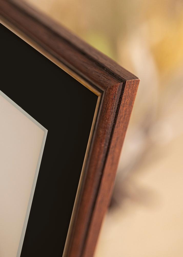 Ram med passepartou Rahmen Siljan Braun 60x60 cm - Passepartout Schwarz 50x50 cm