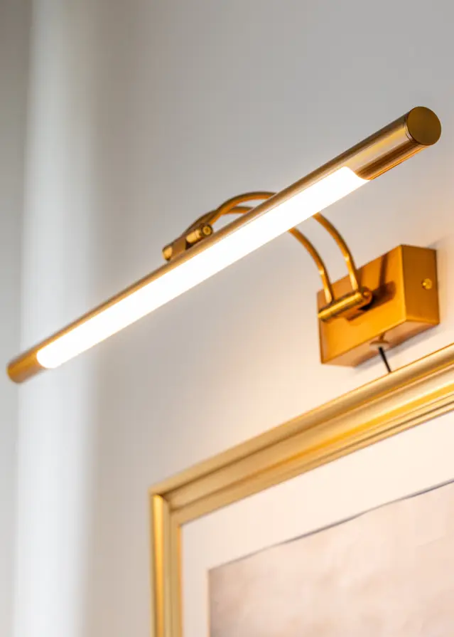 KAILA KAILA Lumos Bilderleuchte 68 cm - Messing